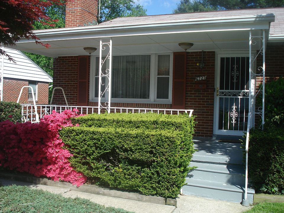 Parital Front View (Porch