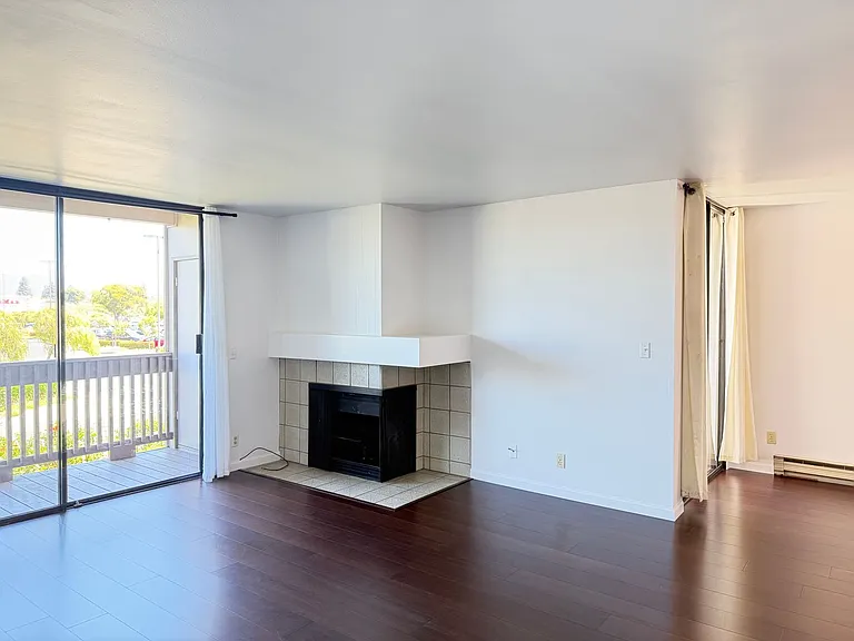 2101 Shoreline Dr #254 — Photo 11