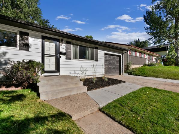 228 Clover Ln