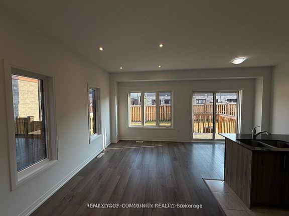 5th image of 141 Turnberry Ln