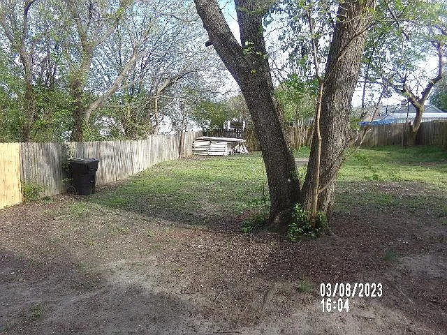 318 Hasty St — Photo 38