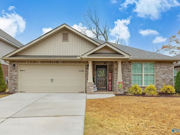 709 Magnolia Place Ln SW, Hartselle, AL 35640