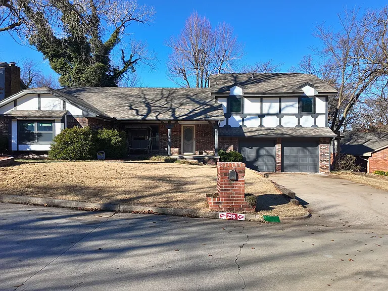 225 N Tunbridge Rd — Photo 68
