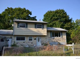 9 Dorset Rd, Spring Valley, NY 10977