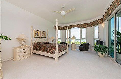 5th image of 4811 Island Pond Ct Unit 505