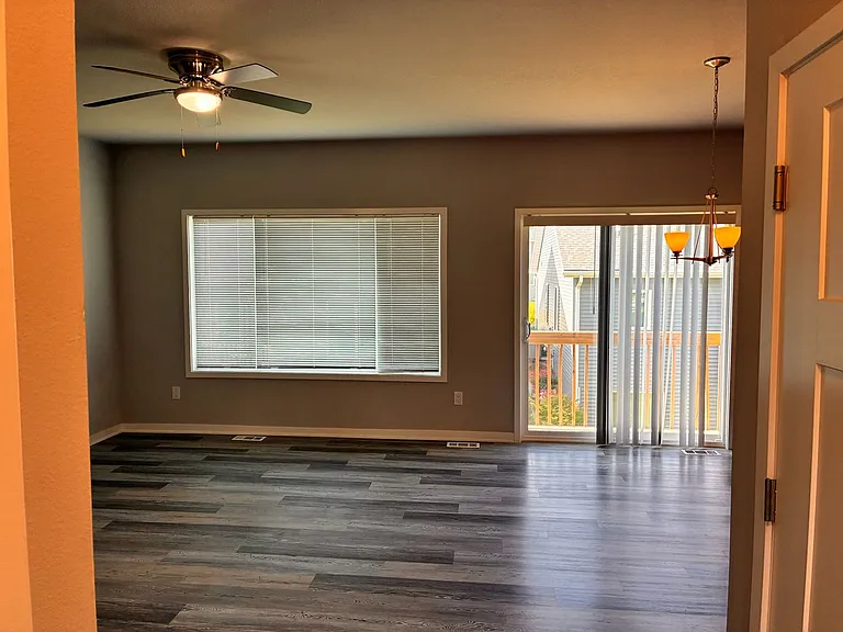 15133 Foxglove Ln — Photo 40