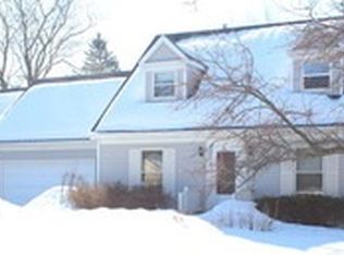 1535 W Highland Ave, Elgin, IL 60123