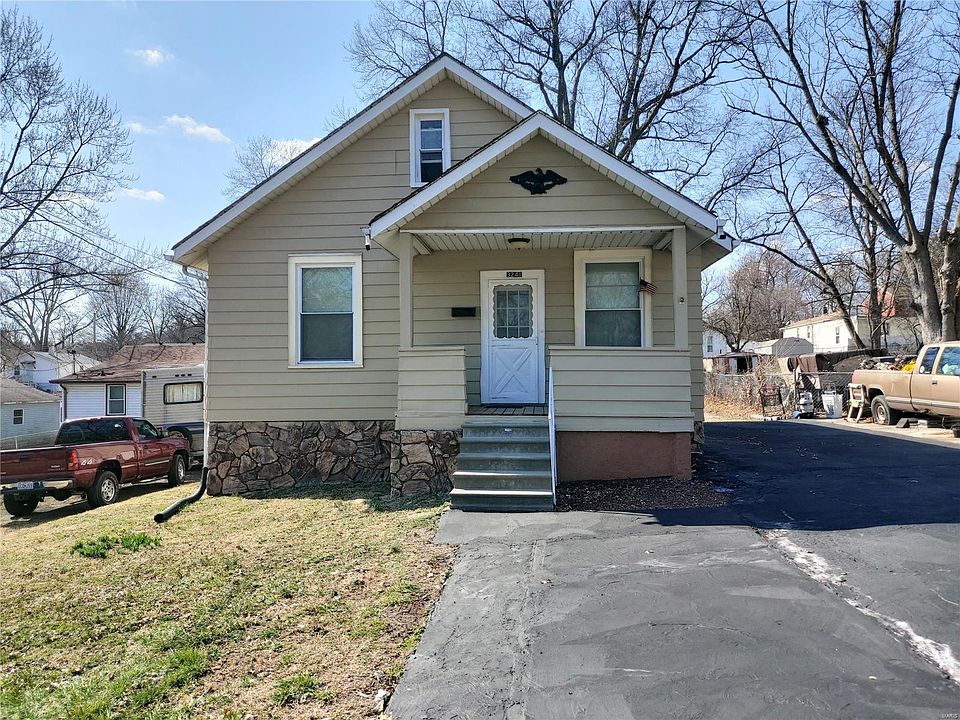 1st image of 3241 Coles Ave