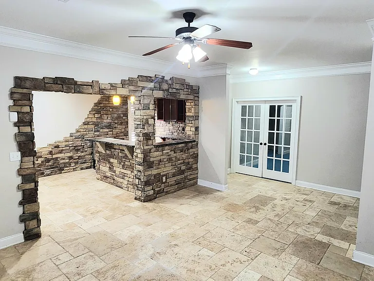 9512 Berwick Ct — Photo 19