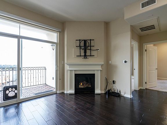 4th image of 3750 Santa Rosalia Dr