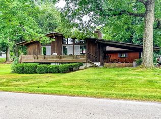 11889 Oakland Beach Rd, Conneaut Lake, PA 16316