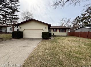 350 E Rising St, Davison, MI 48423