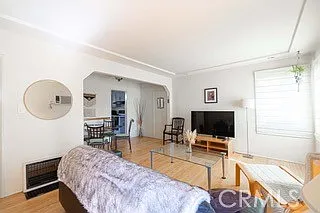 2 bed, 800 sqft, $3,500 — Photo 4