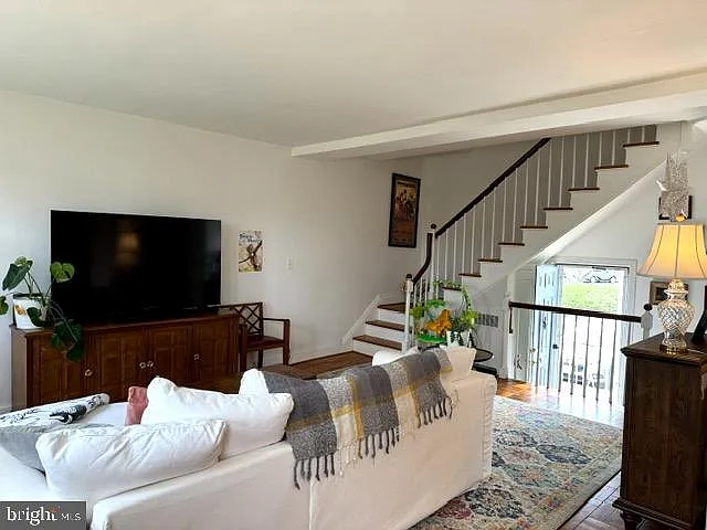 3623 Greenway Pl — Photo 4