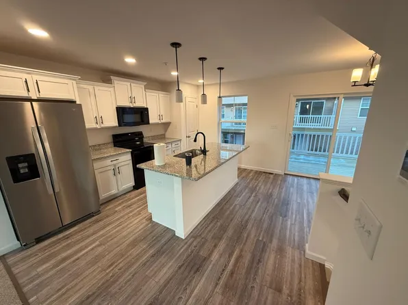 105 Kuechler Ct, Reading, PA 19606