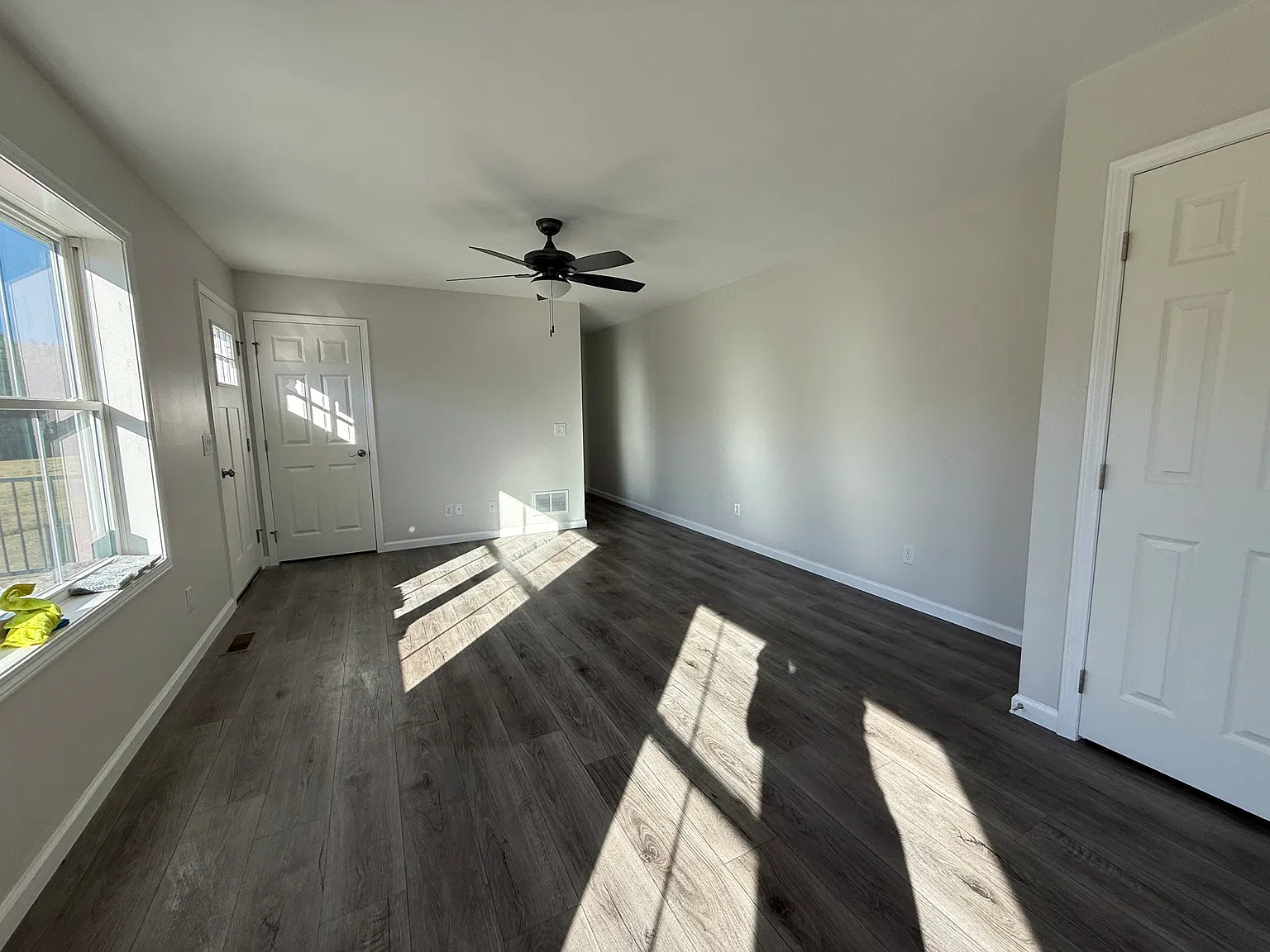 2 bed, 800 sqft, $1,800 — Photo 4