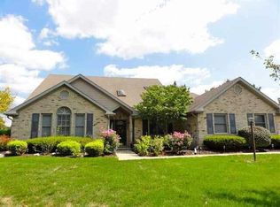 412 S Prestwick Ln, Yorktown, IN 47396