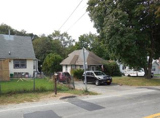 196 Saddle River Rd, Airmont, NY 10952