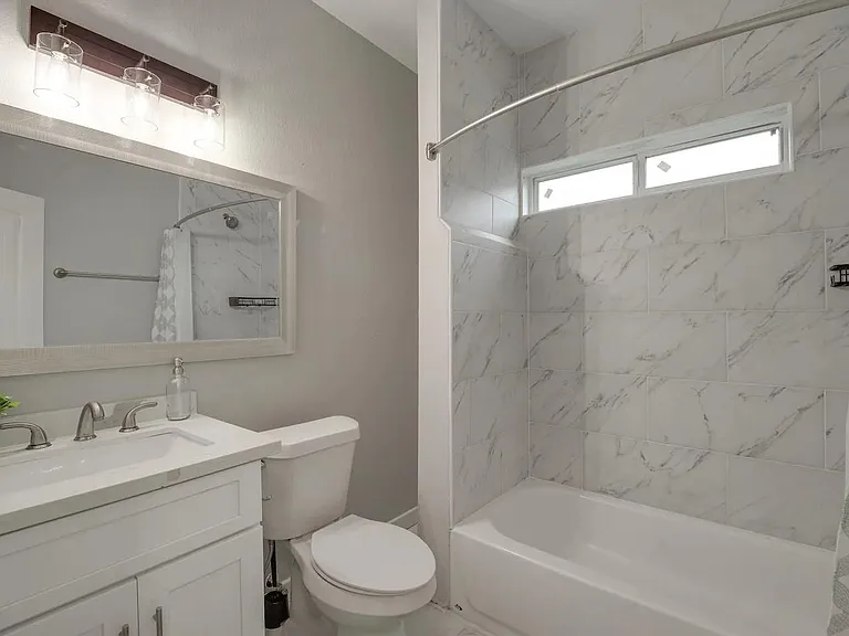 3523 Bain St — Photo 18