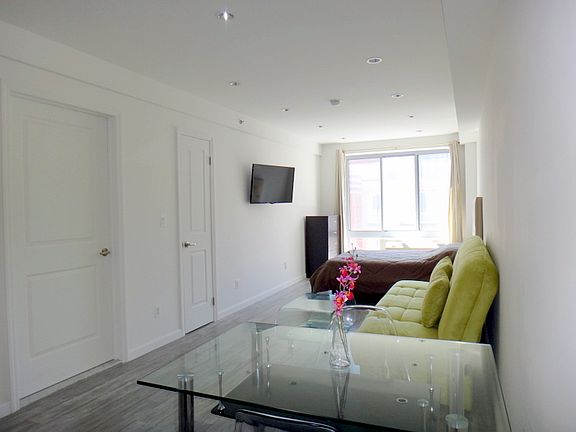 2nd image of 521 W 48th St #7B