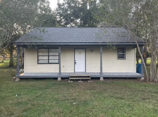 1304 Young St, Broussard, LA 70518