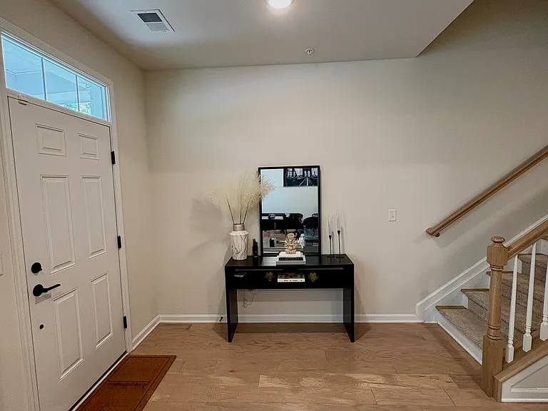 12 Plaza Rd #56 — Photo 16