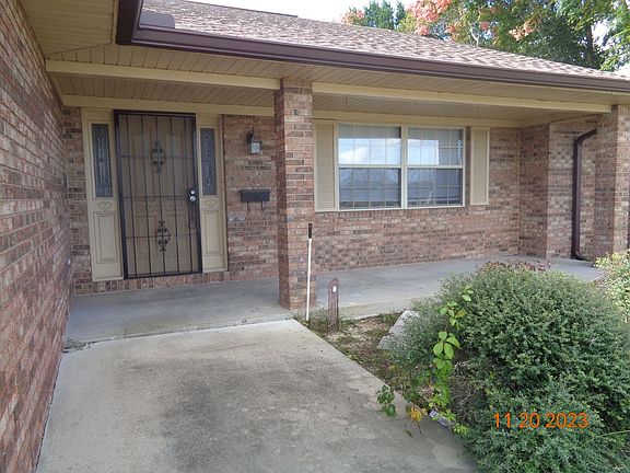 2nd image of 1838 E Cooper Dr