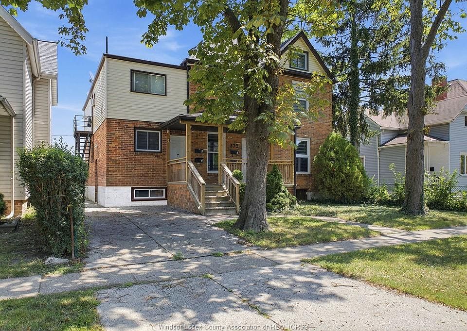 1st image of 372 Lincoln Rd #2