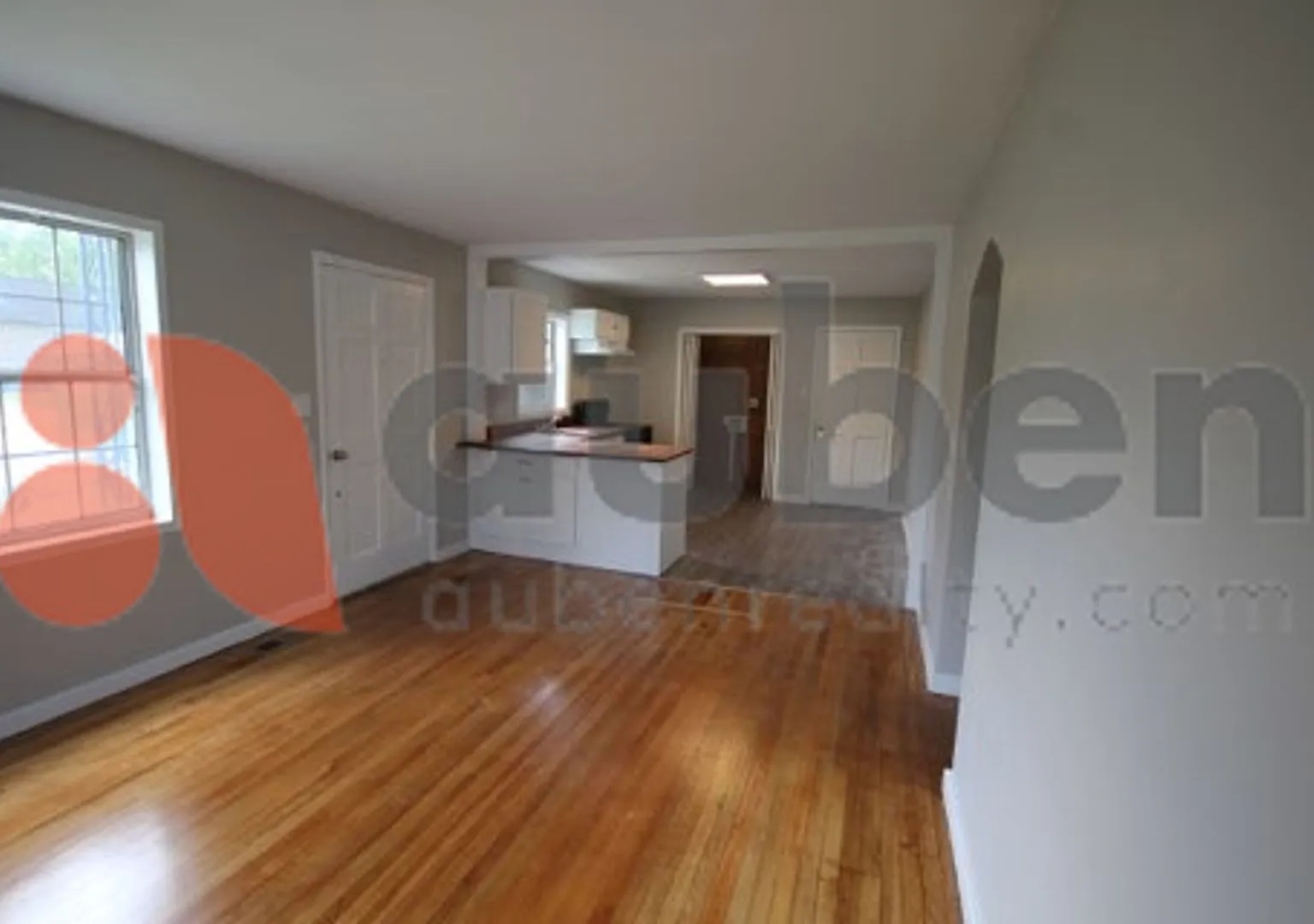 2 Bedroom Bungalow in Brainerd! — Photo 2