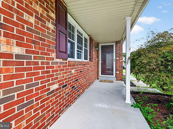 4th image of 431 Nilsen Rd