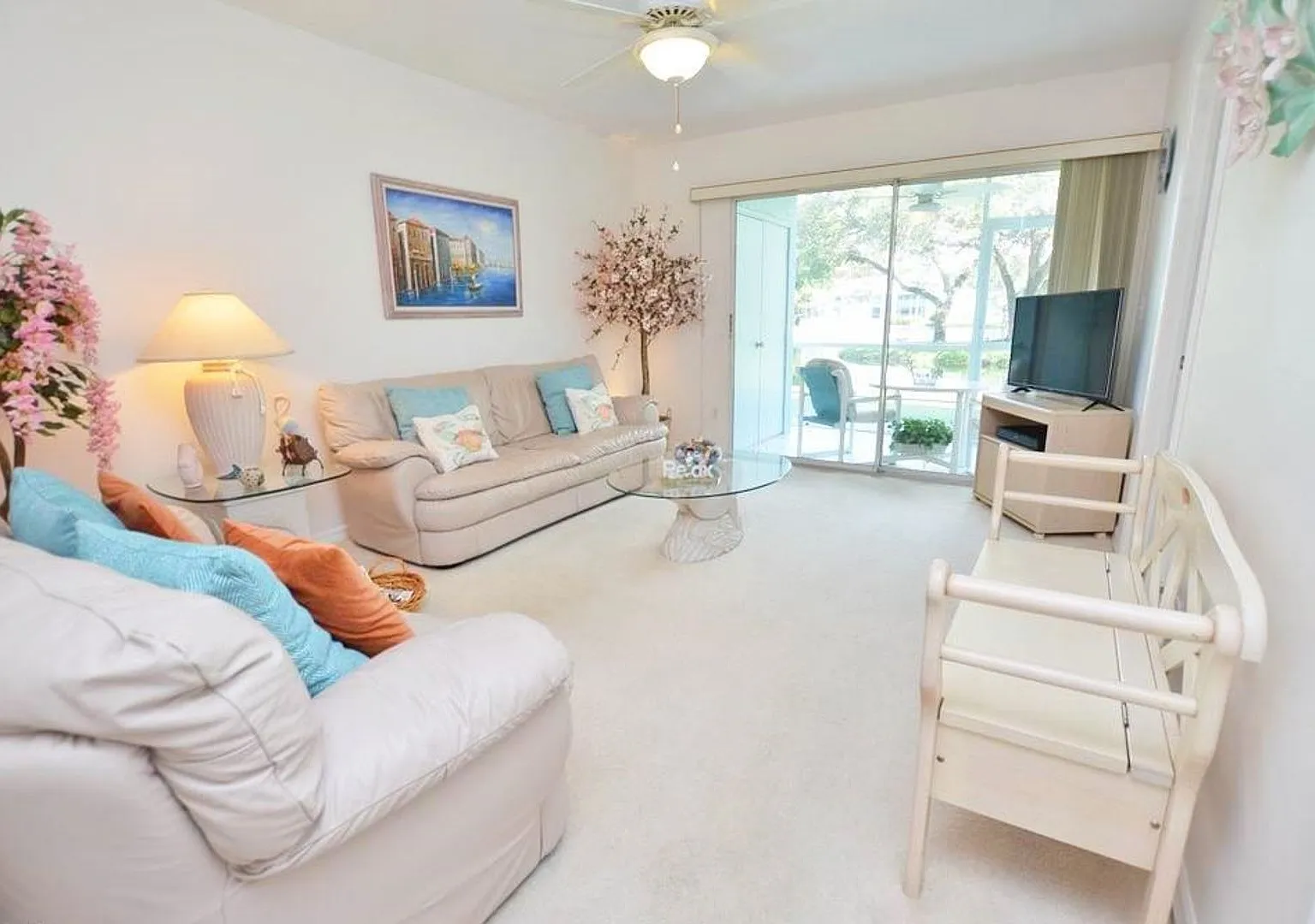 Two Free Weeks For Annual! This Cute 2/2 First Floor Condo In Piper's Pointe Naples Annual Or Sea... — Photo 1