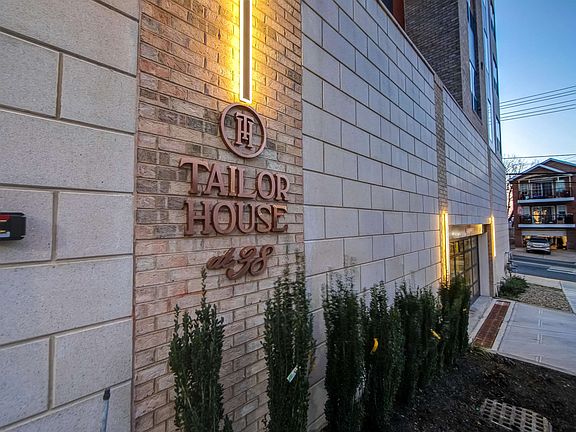 3rd image of 649 38th St #412