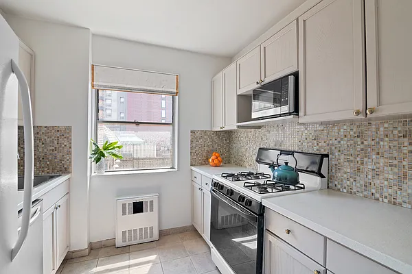 Sold by Corcoran | media 8