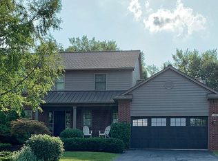 548 Fairway Park Ct, Ann Arbor, MI 48103