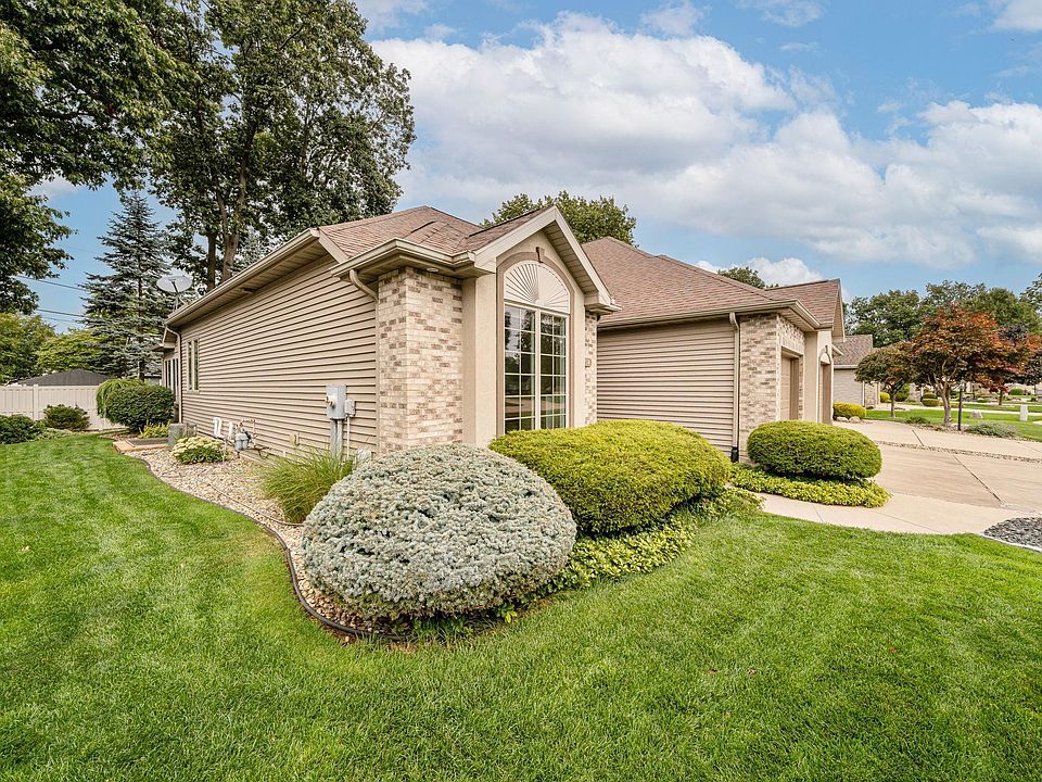 1754 Cobblestone Blvd, Elkhart, IN 46514 Zillow