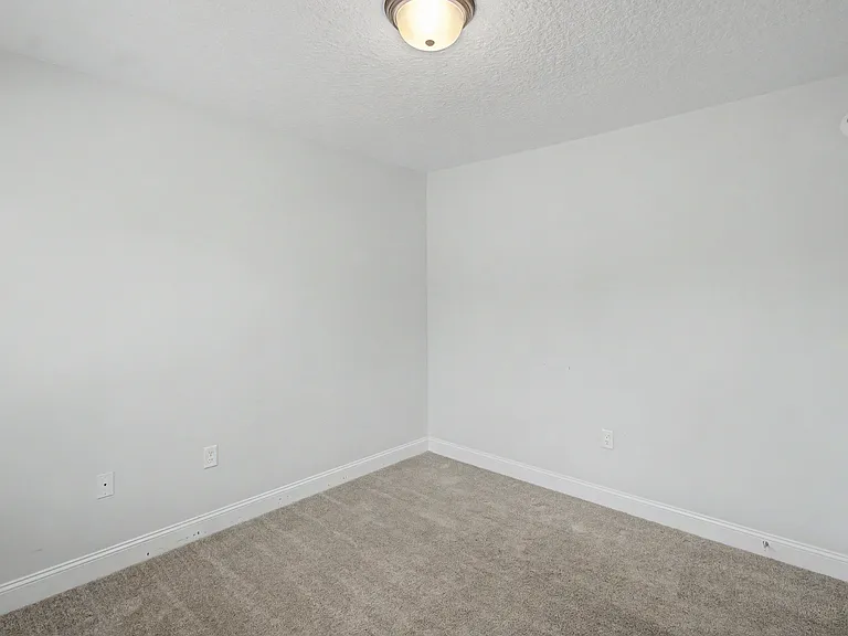 1257 Grayson Ave — Photo 17