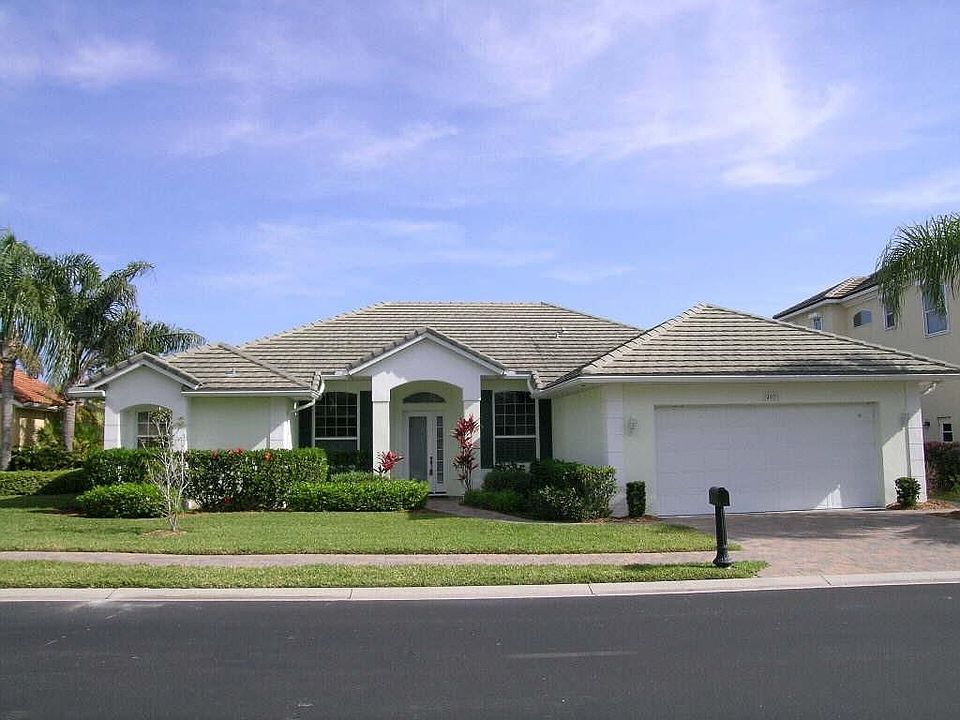 1st image of 402 Pentland Dr