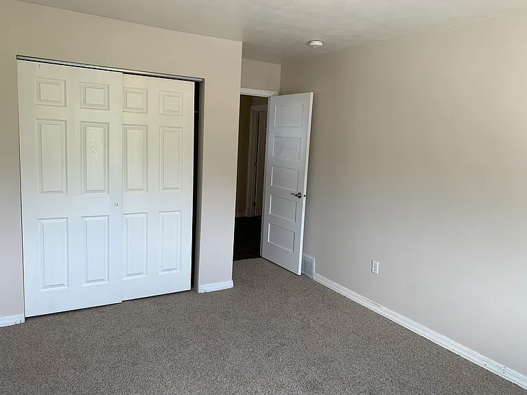 303 E Augusta Ave #2 — Photo 12