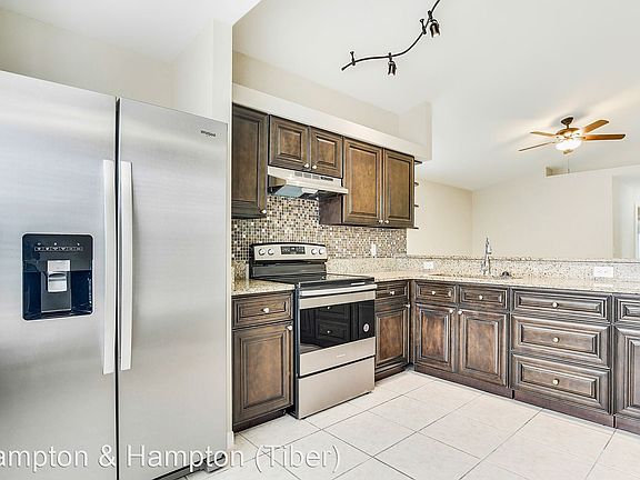 5th image of 1053 Vista Palma Way