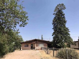 609 Velarde St, Santa Fe, NM 87505