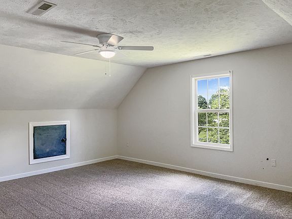 5th image of 10238 Roanoke Dr