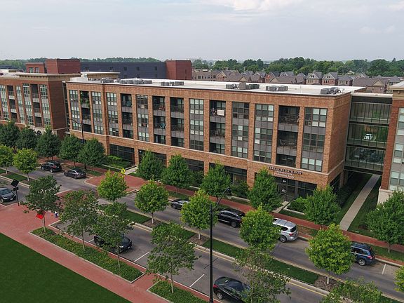 2nd image of 855 Yard St #436