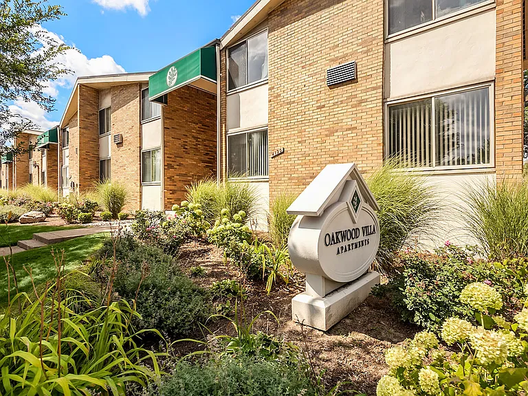 Oakwood Villa Apartments — Photo 6
