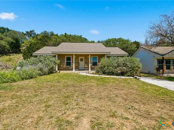 1427 Bonnyview Dr, Canyon Lake, TX 78133
