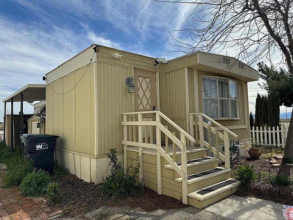 2nd image of 3753 E Avenue I Space 25