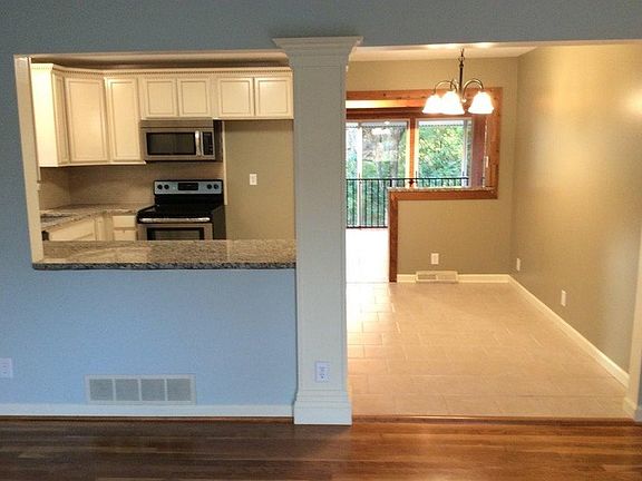 5th image of 3627 Temple Dr