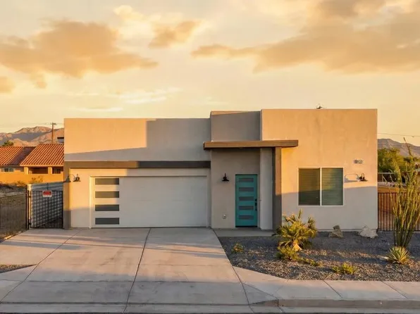 13072 La Mesa Dr, Desert Hot Springs, CA 92240