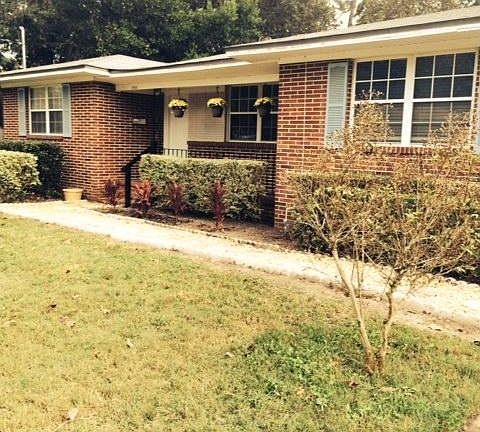 3rd image of 1355 Arlingwood Ave