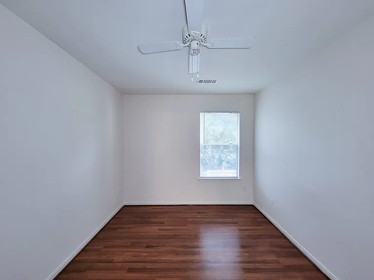 11810 Rolling Stream Dr — Photo 27