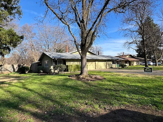 878 Netters Cir #1 photo 1